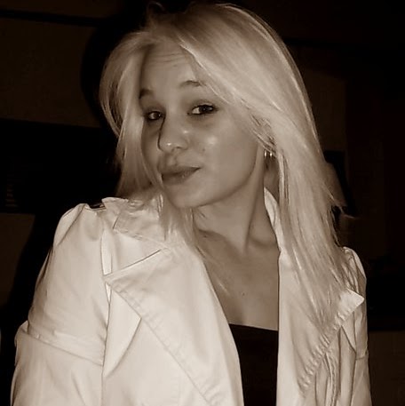 Cindy Kruger Photo 9