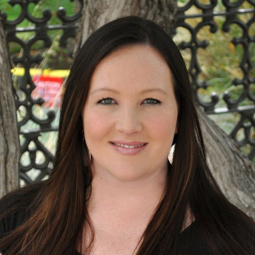Laura Russell Photo 32