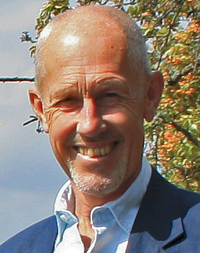 Tony Howe Photo 18