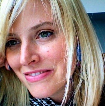 Julie Tanner Photo 7