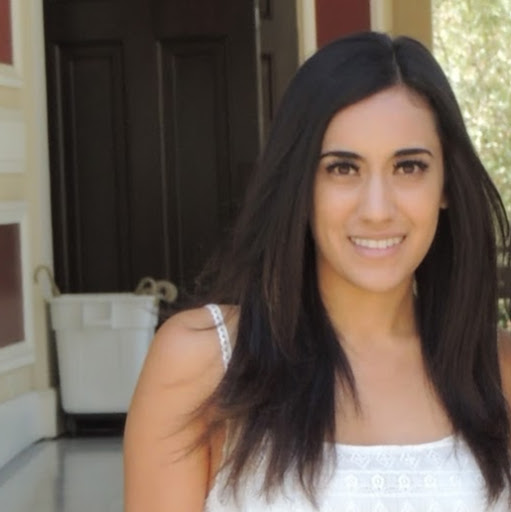Vanessa Garcia Photo 16