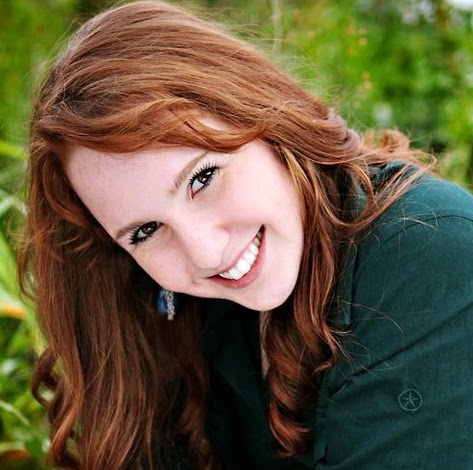 Abigail Clark Photo 35
