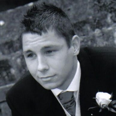 David Bench Photo 28