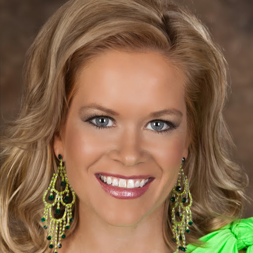Kelly Wagner Photo 34