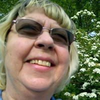 Connie Bates Photo 18