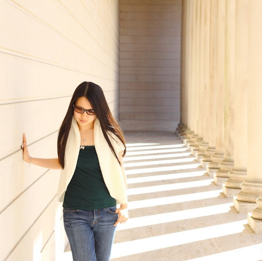 Grace Tang Photo 30