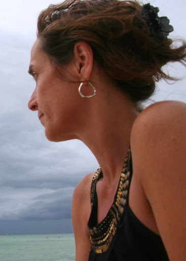 Corinne Martin Photo 37