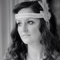 Laura Burns Photo 13