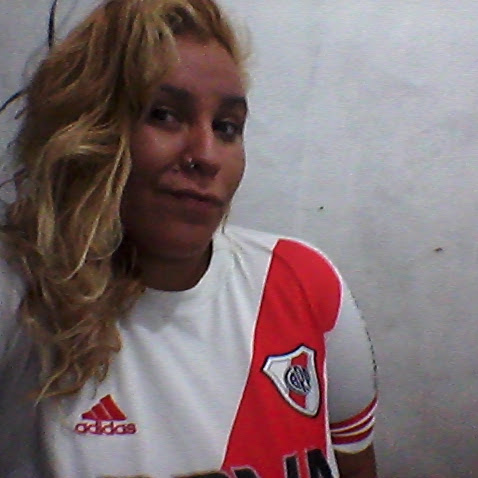 Debora Roman Photo 13