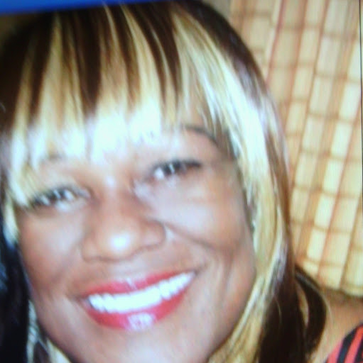 Phyllis Brown Photo 40