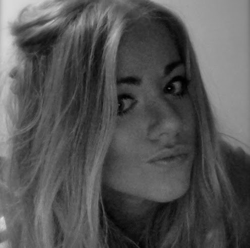 Sarah Beattie Photo 16