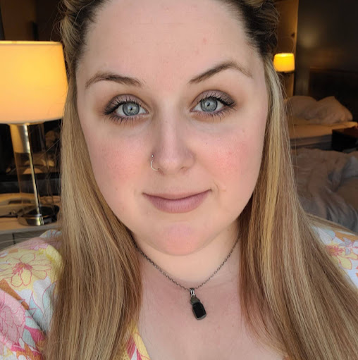 Courtney Miller Photo 29