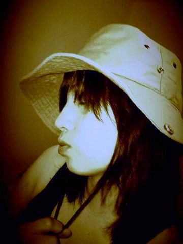 Ana Lugo Photo 22