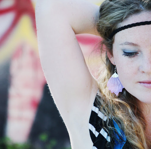 Lauren Young Photo 50