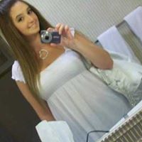 Lacey Holmes Photo 12