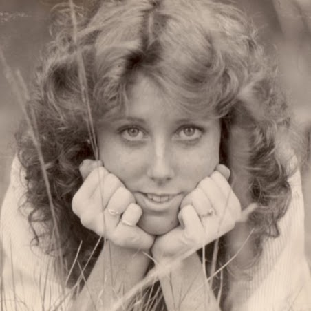 Cindy Saunders Photo 35