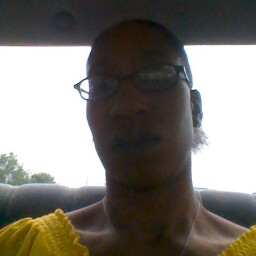 Latosha Brown Photo 13