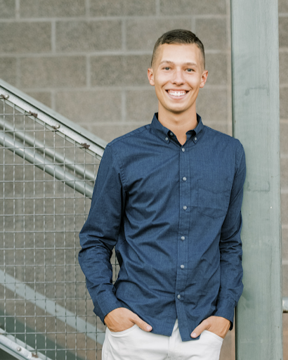 Tanner Jones Photo 10
