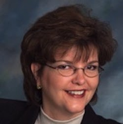 Jennifer Stanfield Photo 11
