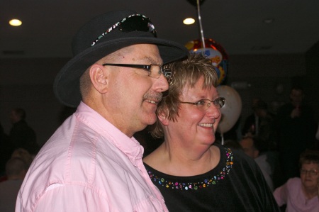 Rhonda Rhoades Photo 7
