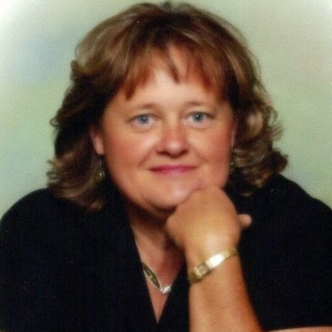 Alison Adams Photo 43