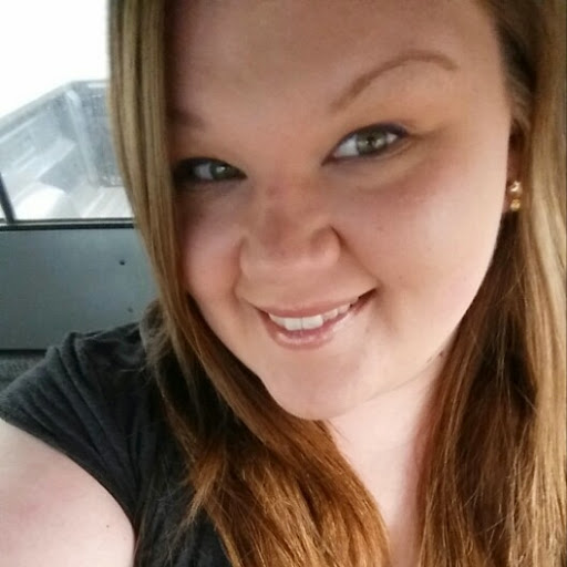 Angela Ray Photo 14