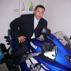Tony Thompson Photo 30