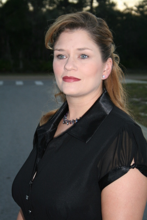 Christina Stewart Photo 18