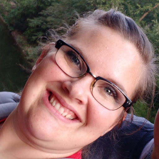 Amy Lasley Photo 7