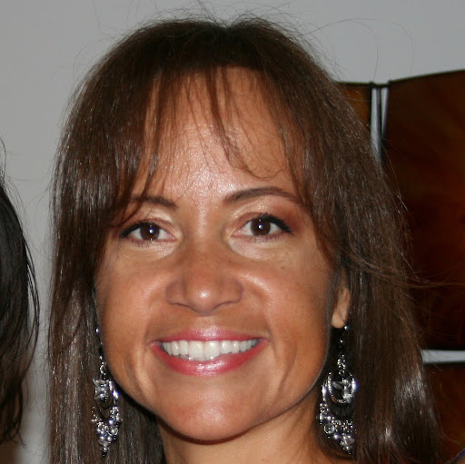Tracy Henderson Photo 30