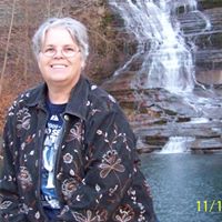 Gloria Martin Photo 29