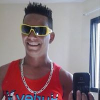 Lucas Muniz Photo 12