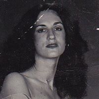 Terri Dill Photo 4