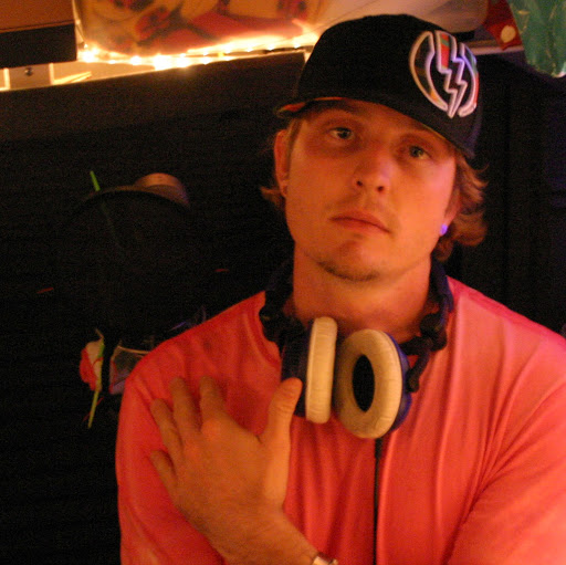 Joseph Rowe Photo 30