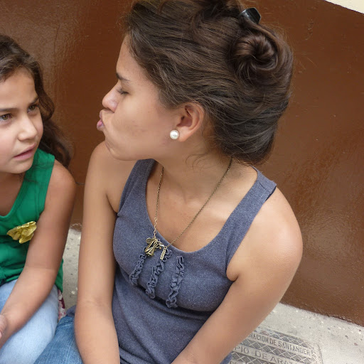 Juliana Caceres Photo 5