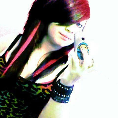 Elena Moore Photo 7