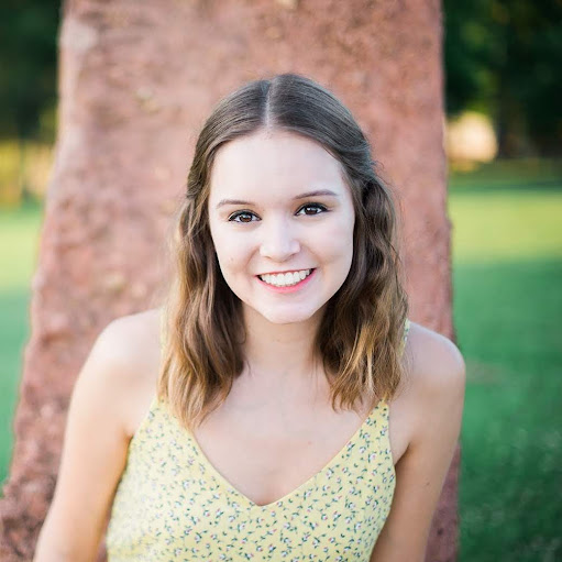Elizabeth Beyer Photo 32