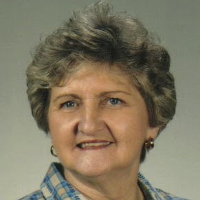 Lynda Carpenter Photo 31