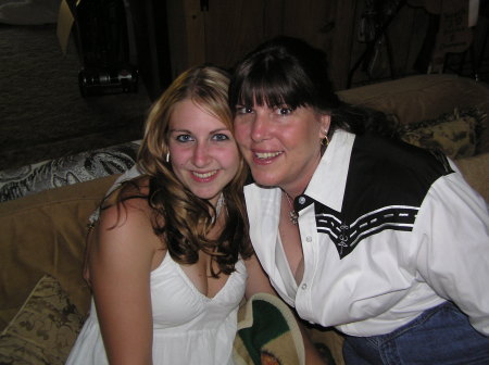 Lori Walker Photo 24