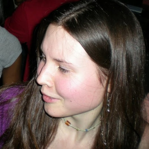 Clara Peterson Photo 16