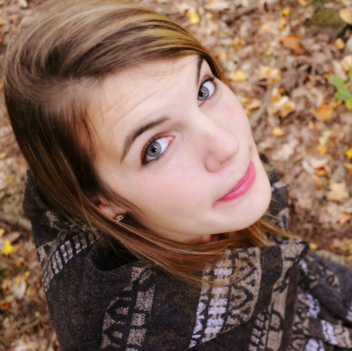 Cindy Holland Photo 36