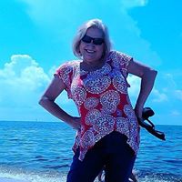 Linda Sartor Photo 15