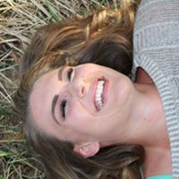 Allison Harvey Photo 38