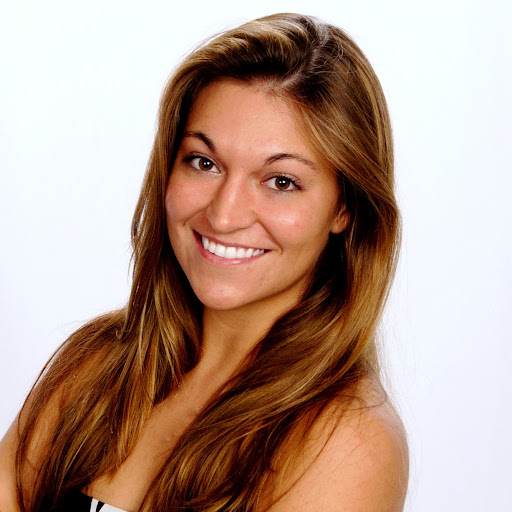 Samantha Robinson Photo 18