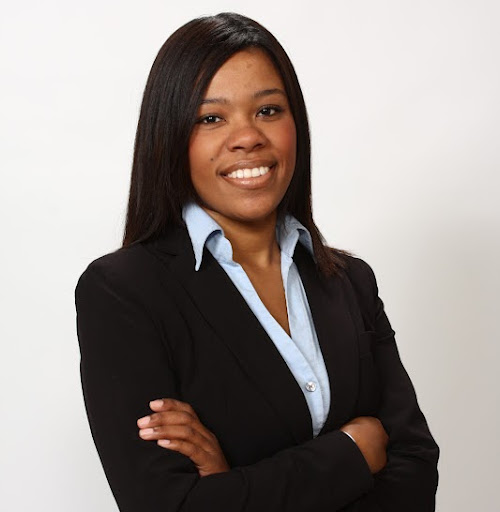 Erica Carver Photo 9