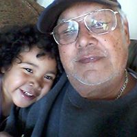 Richard Tovar Photo 35