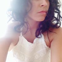Erika Arias Photo 9