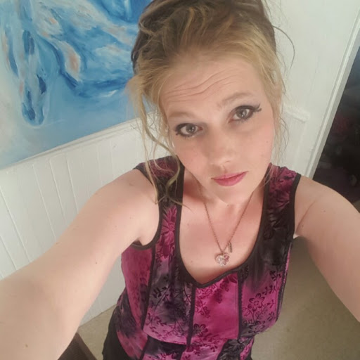 Heather Love Photo 9