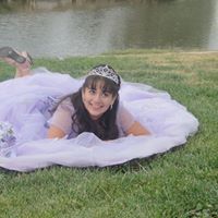 Francisca Gomez Photo 15