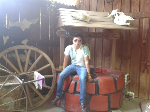 Eduardo Barrios Photo 24
